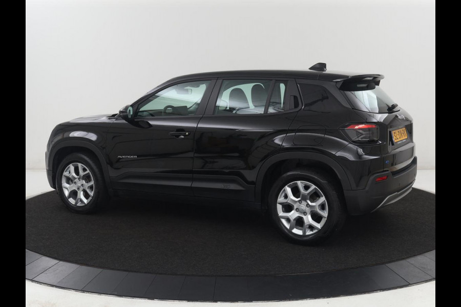 Jeep Avenger Avenger 54 kWh SOH 95,4% | Digital cockpit | Navi | Adaptive cruise | Camera | Climate control | Carplay | Dodehoek detectie | Stoelverwarming