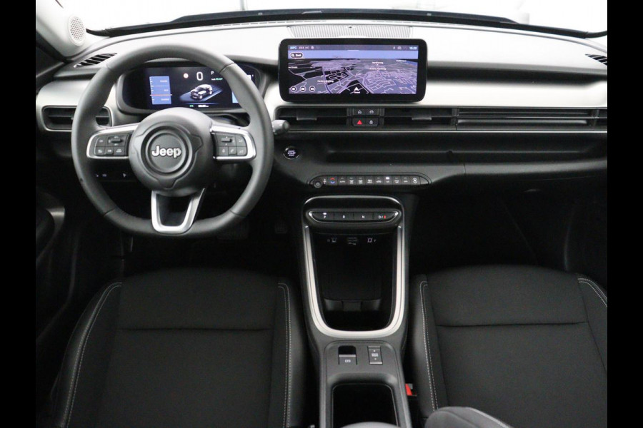 Jeep Avenger Avenger 54 kWh SOH 95,4% | Digital cockpit | Navi | Adaptive cruise | Camera | Climate control | Carplay | Dodehoek detectie | Stoelverwarming