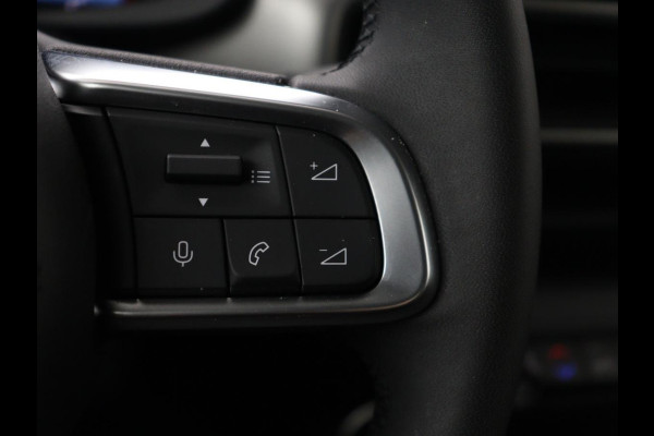 Jeep Avenger Avenger 54 kWh SOH 95,4% | Digital cockpit | Navi | Adaptive cruise | Camera | Climate control | Carplay | Dodehoek detectie | Stoelverwarming