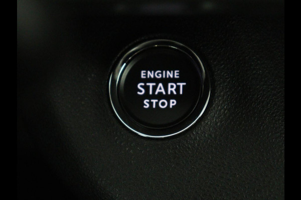 Jeep Avenger Avenger 54 kWh SOH 95,4% | Digital cockpit | Navi | Adaptive cruise | Camera | Climate control | Carplay | Dodehoek detectie | Stoelverwarming