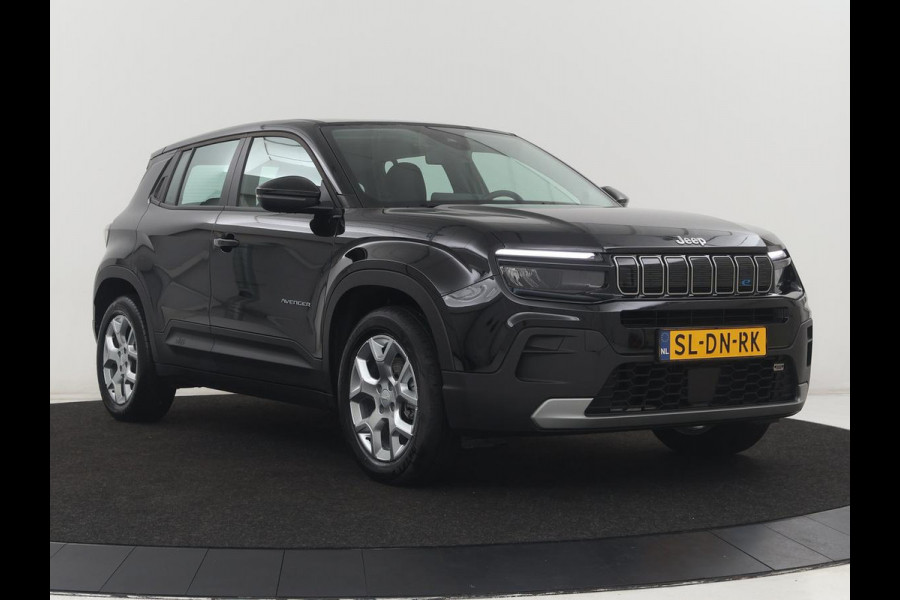 Jeep Avenger Avenger 54 kWh SOH 95,4% | Digital cockpit | Navi | Adaptive cruise | Camera | Climate control | Carplay | Dodehoek detectie | Stoelverwarming