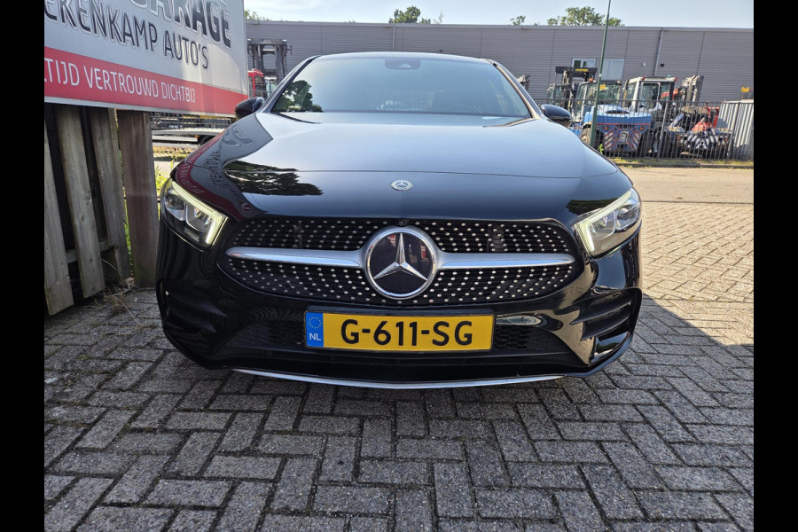 Mercedes-Benz A-Klasse 200 Launch Edition Premium AMG Line 18"/Dodehoek/Keyless/360 camera/Sfeerverlichting/Climate/Apple Carplay & Android Auto