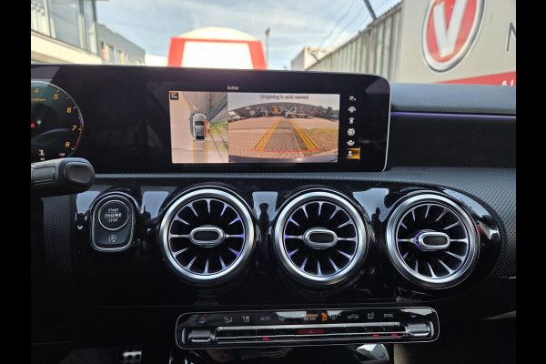 Mercedes-Benz A-Klasse 200 Launch Edition Premium AMG Line 18"/Dodehoek/Keyless/360 camera/Sfeerverlichting/Climate/Apple Carplay & Android Auto