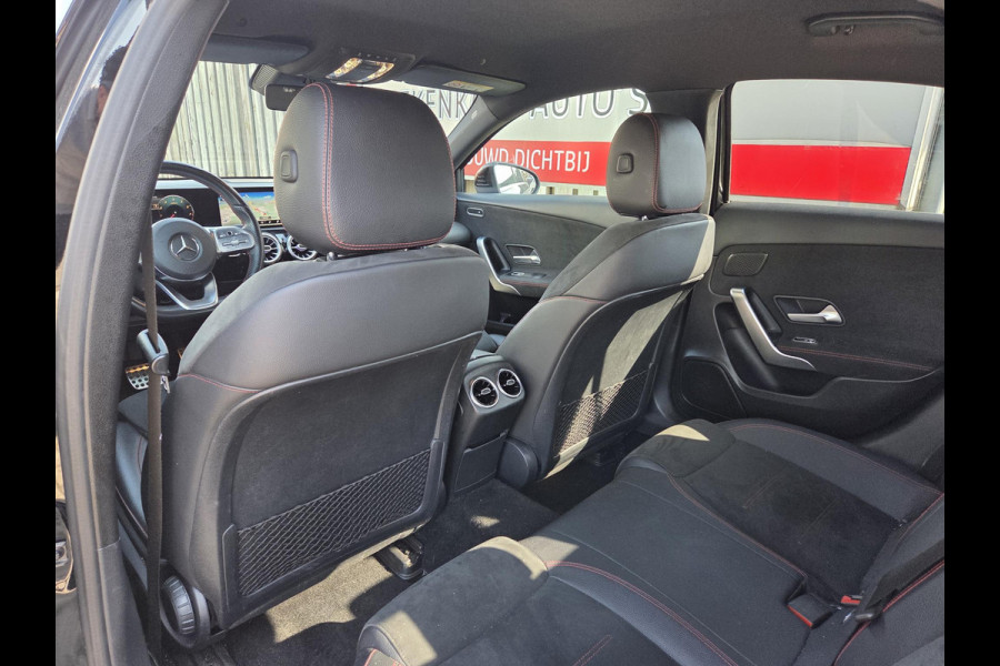 Mercedes-Benz A-Klasse 200 Launch Edition Premium AMG Line 18"/Dodehoek/Keyless/360 camera/Sfeerverlichting/Climate/Apple Carplay & Android Auto