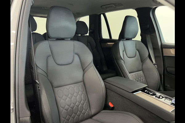 Volvo XC90 2.0 T8 Plug-in hybrid AWD Plus Dark 7 persoons Navigatie Apple Carplay/Android Auto 360 Camera Parkeersensoren Adaptive Cruise Control Full LED Stoel- en stuurverwarming Memory stoelen Climate Control Lichtmetalen velgen