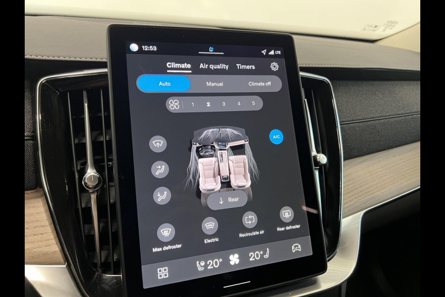 Volvo XC90 2.0 T8 Plug-in hybrid AWD Plus Dark 7 persoons Navigatie Apple Carplay/Android Auto 360 Camera Parkeersensoren Adaptive Cruise Control Full LED Stoel- en stuurverwarming Memory stoelen Climate Control Lichtmetalen velgen