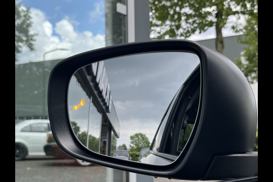 Suzuki Swift 1.2 Smart Hybrid Select CVT Automaat | Meerdere kleuren beschikbaar | €2.200,- voordeel | Adapt. Cruise | Camera | Stoelverwarming | 16'' | Dodehoek | Carplay/Android Auto | Smart Entry |