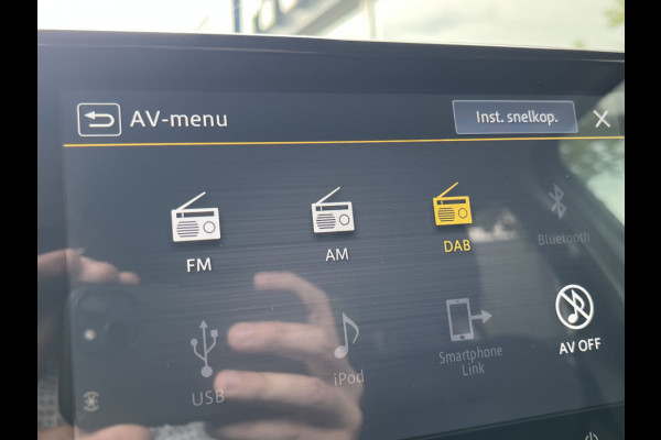 Suzuki Swift 1.2 Smart Hybrid Select CVT Automaat | Meerdere kleuren beschikbaar | €2.200,- voordeel | Adapt. Cruise | Camera | Stoelverwarming | 16'' | Dodehoek | Carplay/Android Auto | Smart Entry |