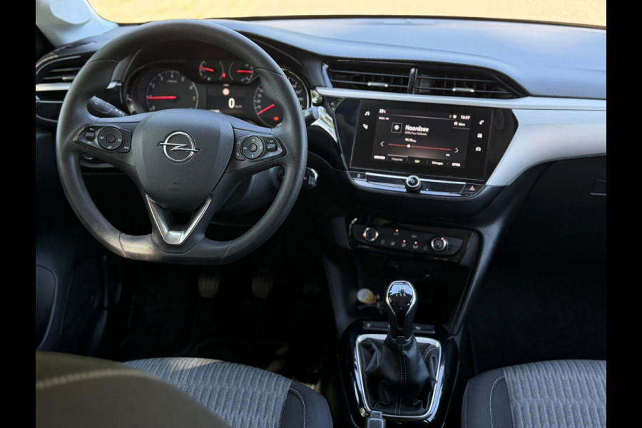 Opel Corsa 1.2 Edition, 5 deurs, airco, parkeersensoren, NL auto met nationale auto pas