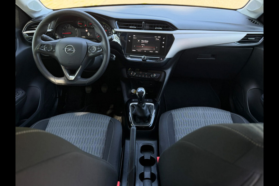 Opel Corsa 1.2 Edition, 5 deurs, airco, parkeersensoren, NL auto met nationale auto pas