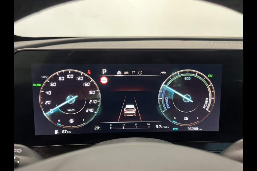Kia Sportage 1.6 T-GDi Plug-in Hybrid AWD GT-PlusLine Panoramadak Navigatie Apple Carplay Android Auto 360 Camera Parkeersensoren Adaptive Cruise Control Stoel- en stuurverwarming Elektrische stoelen en achterklep Climate Control Lichtmetalen velgen