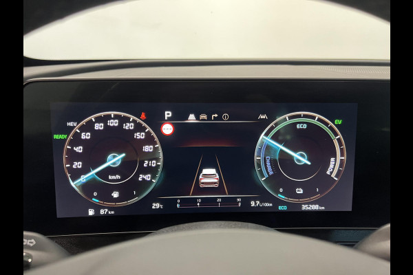 Kia Sportage 1.6 T-GDi Plug-in Hybrid AWD GT-PlusLine Panoramadak Navigatie Apple Carplay Android Auto 360 Camera Parkeersensoren Adaptive Cruise Control Stoel- en stuurverwarming Elektrische stoelen en achterklep Climate Control Lichtmetalen velgen
