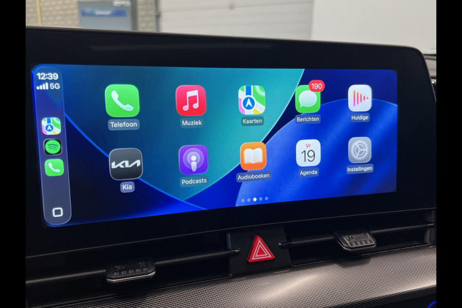 Kia Sportage 1.6 T-GDi Plug-in Hybrid AWD GT-PlusLine Panoramadak Navigatie Apple Carplay Android Auto 360 Camera Parkeersensoren Adaptive Cruise Control Stoel- en stuurverwarming Elektrische stoelen en achterklep Climate Control Lichtmetalen velgen