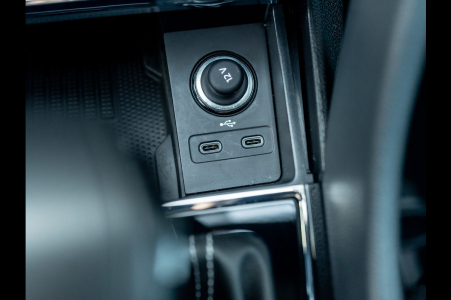 Škoda Karoq 1.5 TSI ACT Sportline Business | 360 Camera | Canton | Side Assist | Elk. A-klep | Prijs Rijklaar!!