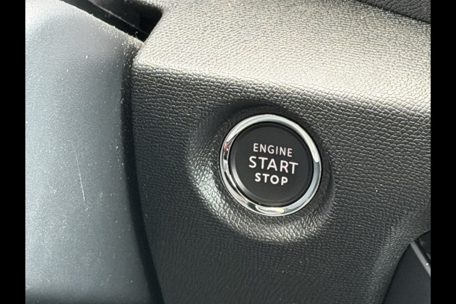Citroën C4 1.2 VTR Sport 130PK | Camera achter | Stoelverwarming | Voorruit verwarming | Apple Carplay | Cruise control | Climate control