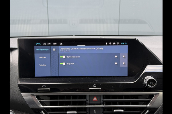 Citroën C4 1.2 VTR Sport 130PK | Camera achter | Stoelverwarming | Voorruit verwarming | Apple Carplay | Cruise control | Climate control