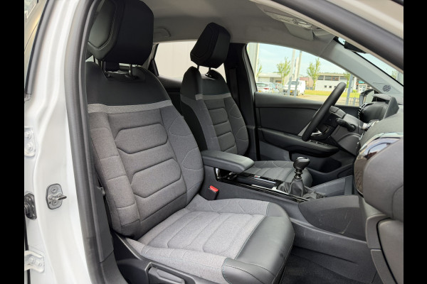Citroën C4 1.2 VTR Sport 130PK | Camera achter | Stoelverwarming | Voorruit verwarming | Apple Carplay | Cruise control | Climate control