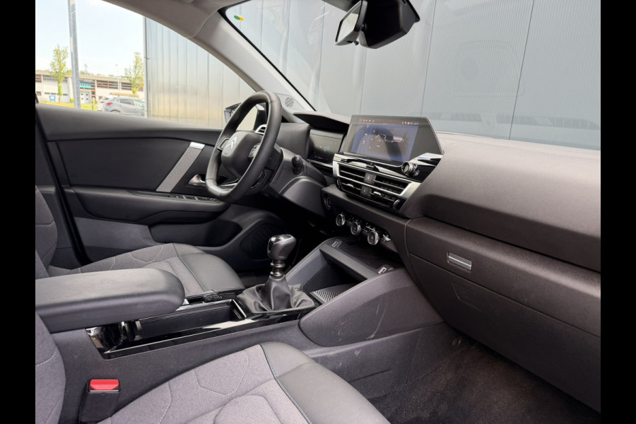 Citroën C4 1.2 VTR Sport 130PK | Camera achter | Stoelverwarming | Voorruit verwarming | Apple Carplay | Cruise control | Climate control