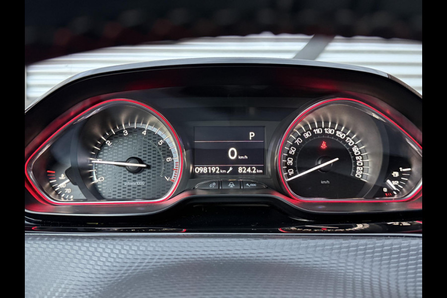 Peugeot 2008 1.2 PureTech GT-Line 1e Eigenaar|Navi|Pano|Carplay|Clima|Cruise|Stoelverwarming|Nieuwe APK bij Aflevering