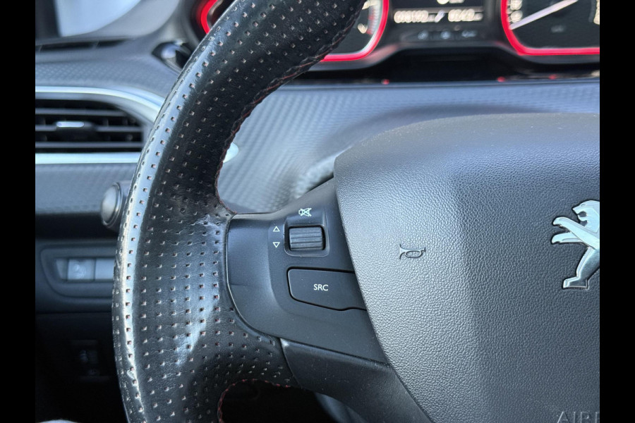 Peugeot 2008 1.2 PureTech GT-Line 1e Eigenaar|Navi|Pano|Carplay|Clima|Cruise|Stoelverwarming|Nieuwe APK bij Aflevering