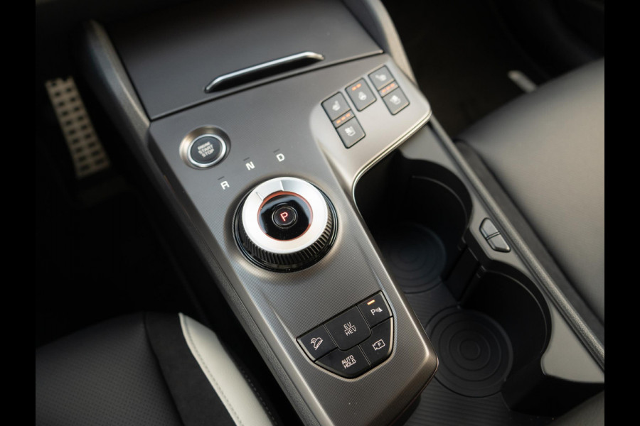 Kia Sportage 1.6 T-GDi Plug-in Hybrid GT-PlusLine Op Voorraad | Stoel verwarming en koeling | HIFI | Head up display | Schuifkanteldak | Panorama | Elektrische achterklep