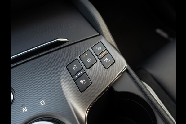 Kia Sportage 1.6 T-GDi Plug-in Hybrid GT-PlusLine Op Voorraad | Stoel verwarming en koeling | HIFI | Head up display | Schuifkanteldak | Panorama | Elektrische achterklep