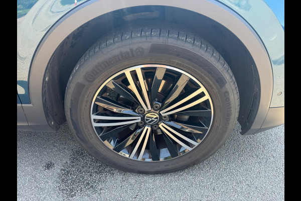 Volkswagen Tiguan 2.0 TDI 150PK DSG PANO LED KEYLESS