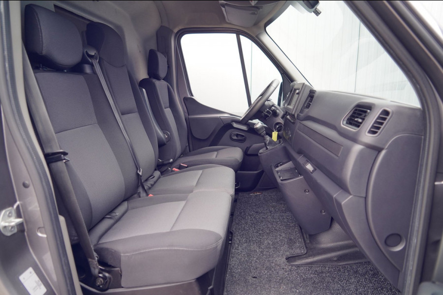 Renault Master T35 2.3 dCi 180 L2H2 DC Energy / Org. NL / Camera / Climate / EX. BTW