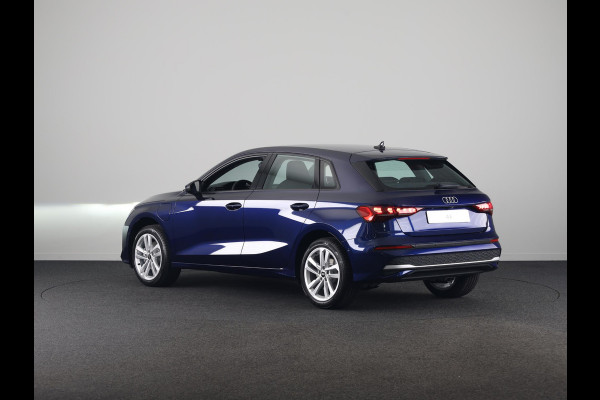 Audi A3 Sportback Pro Line 40 TFSI e 204 pk | Assis.pak Driving+Parking plus | Led v+a, dyna. knipper. achter | Sportstoelen zwarte stof | Apple carplay |