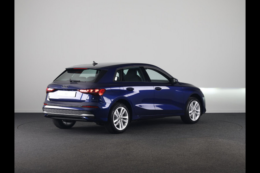 Audi A3 Sportback Pro Line 40 TFSI e 204 pk | Assis.pak Driving+Parking plus | Led v+a, dyna. knipper. achter | Sportstoelen zwarte stof | Apple carplay |