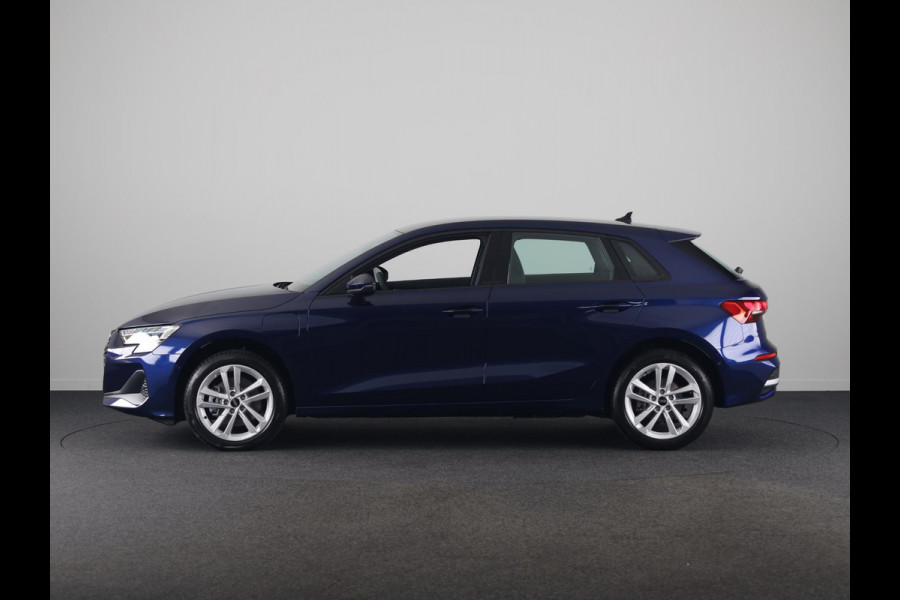 Audi A3 Sportback Pro Line 40 TFSI e 204 pk | Assis.pak Driving+Parking plus | Led v+a, dyna. knipper. achter | Sportstoelen zwarte stof | Apple carplay |