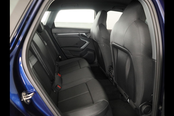 Audi A3 Sportback Pro Line 40 TFSI e 204 pk | Assis.pak Driving+Parking plus | Led v+a, dyna. knipper. achter | Sportstoelen zwarte stof | Apple carplay |