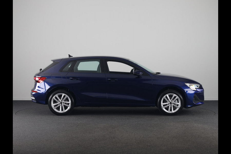 Audi A3 Sportback Pro Line 40 TFSI e 204 pk | Assis.pak Driving+Parking plus | Led v+a, dyna. knipper. achter | Sportstoelen zwarte stof | Apple carplay |