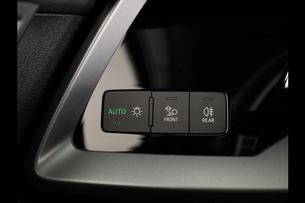 Audi A3 Sportback Pro Line 40 TFSI e 204 pk | Assis.pak Driving+Parking plus | Led v+a, dyna. knipper. achter | Sportstoelen zwarte stof | Apple carplay |