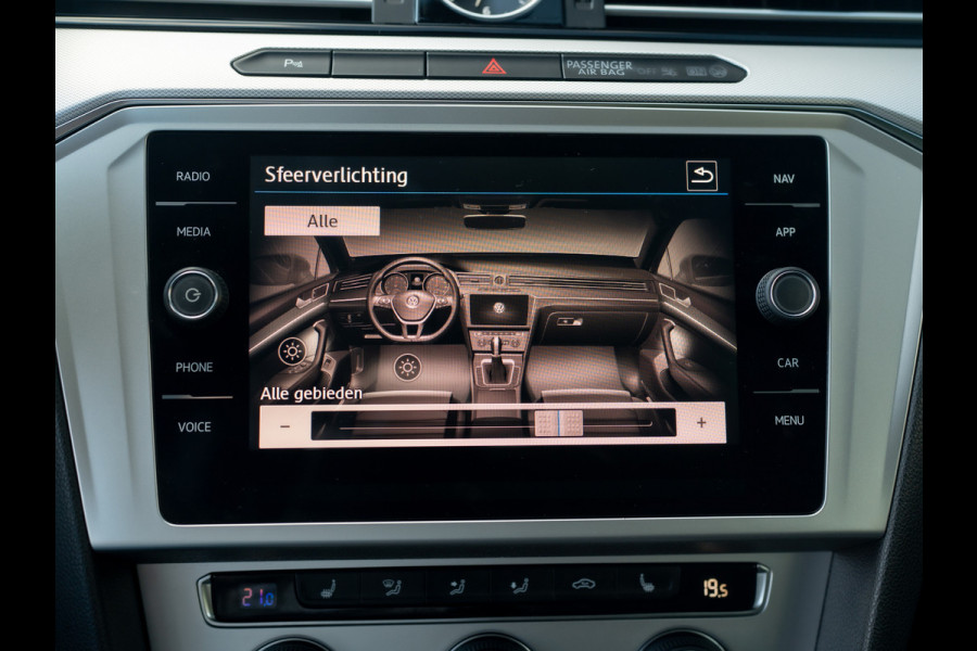 Volkswagen Passat Variant 1.4 TSI ACT Comfortline Business | Trekhaak afnb. | Camera | Led Koplampen | Stoelverwarming | Prijs Rijklaar!!