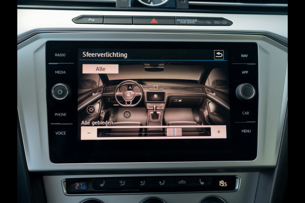 Volkswagen Passat Variant 1.4 TSI ACT Comfortline Business | Trekhaak afnb. | Camera | Led Koplampen | Stoelverwarming | Prijs Rijklaar!!
