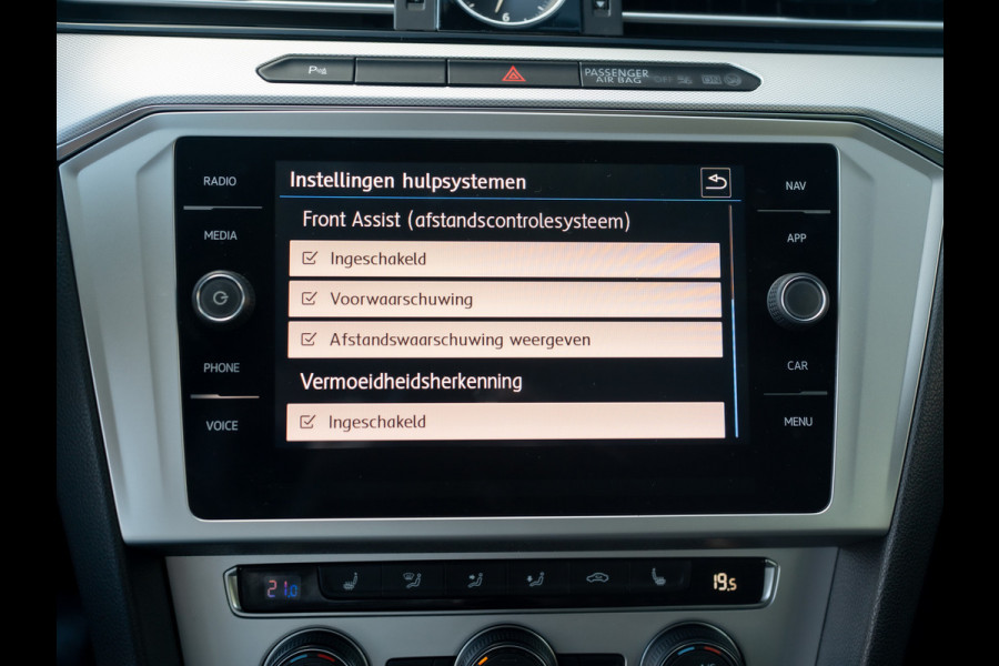 Volkswagen Passat Variant 1.4 TSI ACT Comfortline Business | Trekhaak afnb. | Camera | Led Koplampen | Stoelverwarming | Prijs Rijklaar!!