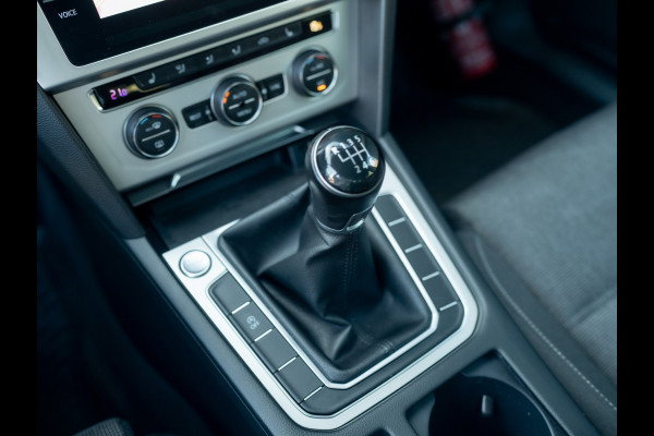 Volkswagen Passat Variant 1.4 TSI ACT Comfortline Business | Trekhaak afnb. | Camera | Led Koplampen | Stoelverwarming | Prijs Rijklaar!!