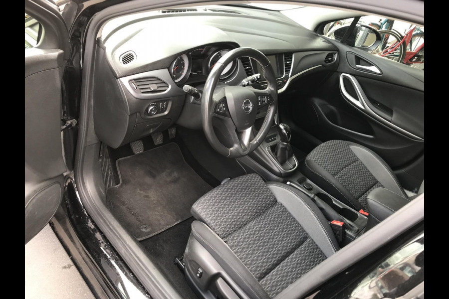 Opel Astra 1.2 Edition Navi Camera