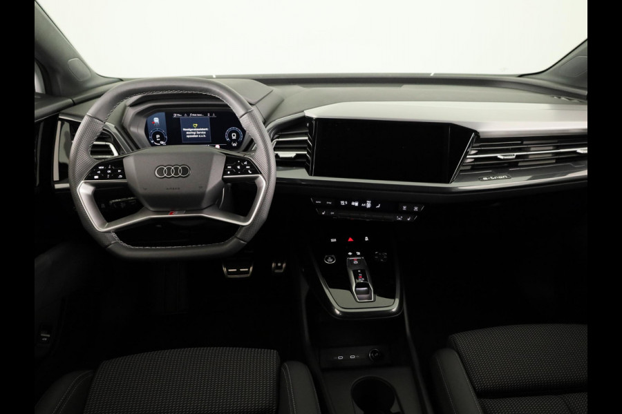 Audi Q4 Sportback e-tron 45 S edition Competition 82 kWh 286 pk | Assistentiepakket plus | Trekhaak | Ambient lichtpakket | Optiekpakket zwart plus |