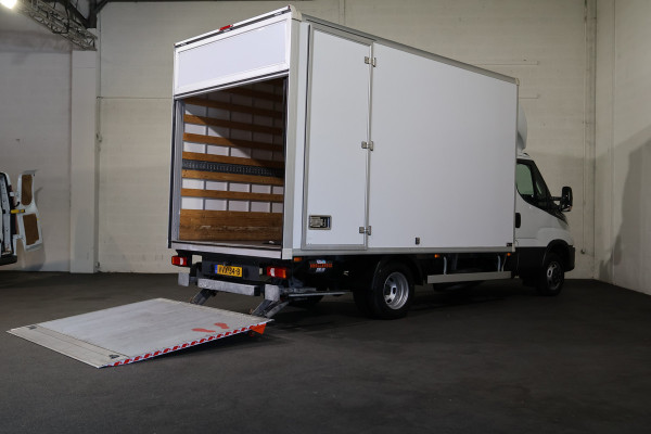 Iveco Daily 40C18 Hi-Matic Bakwagen met Laadklep