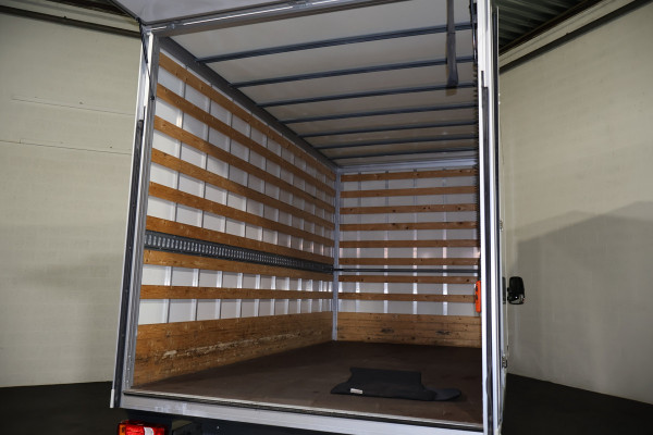 Iveco Daily 40C18 Hi-Matic Bakwagen met Laadklep