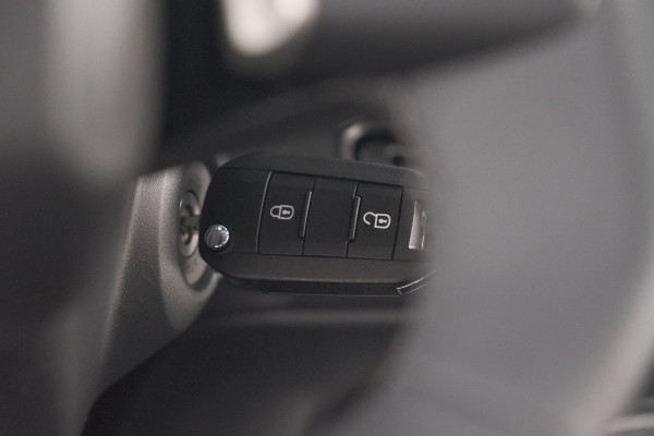 Citroën Ë-C3 Aircross Plus 113pk Extended Range 54 kWh | 11 KW Lader | Camera | Apple CarPlay | Parkeersensoren