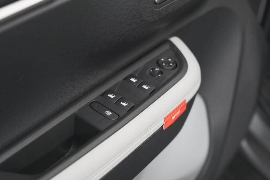 Citroën Ë-C3 Aircross Plus 113pk Extended Range 54 kWh | 11 KW Lader | Camera | Apple CarPlay | Parkeersensoren