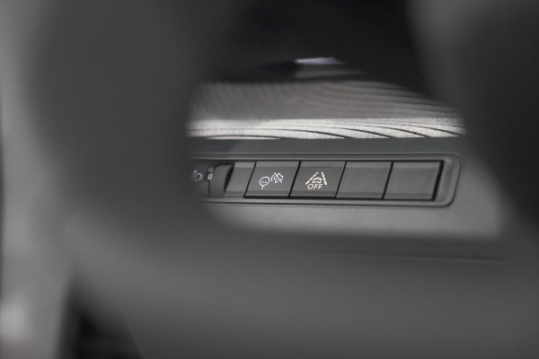 Citroën Ë-C3 Aircross Plus 113pk Extended Range 54 kWh | 11 KW Lader | Camera | Apple CarPlay | Parkeersensoren