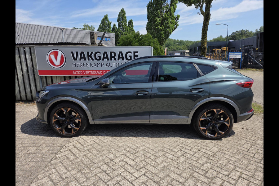 CUPRA Formentor 1.4 e-Hybrid VZ Performance 19"/Panoramadak/Virtual cockpit/Dodehoek/Lane Assist/Keyless/Camera/PDC v+a