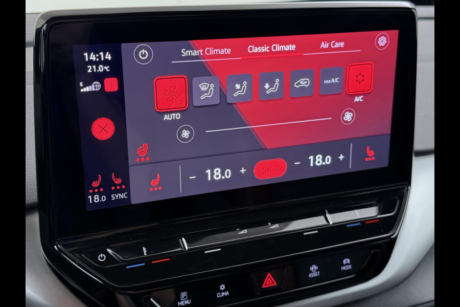 Volkswagen ID.4 First 82kWh SOH 92% Stuur+Stoelverwarming Camera Adap.Cruise Apple Carplay/Android Auto Navi Ecc Geluidsisolerend glas DAB Lmv 20" Front assist Rijstrooksensor WiFi