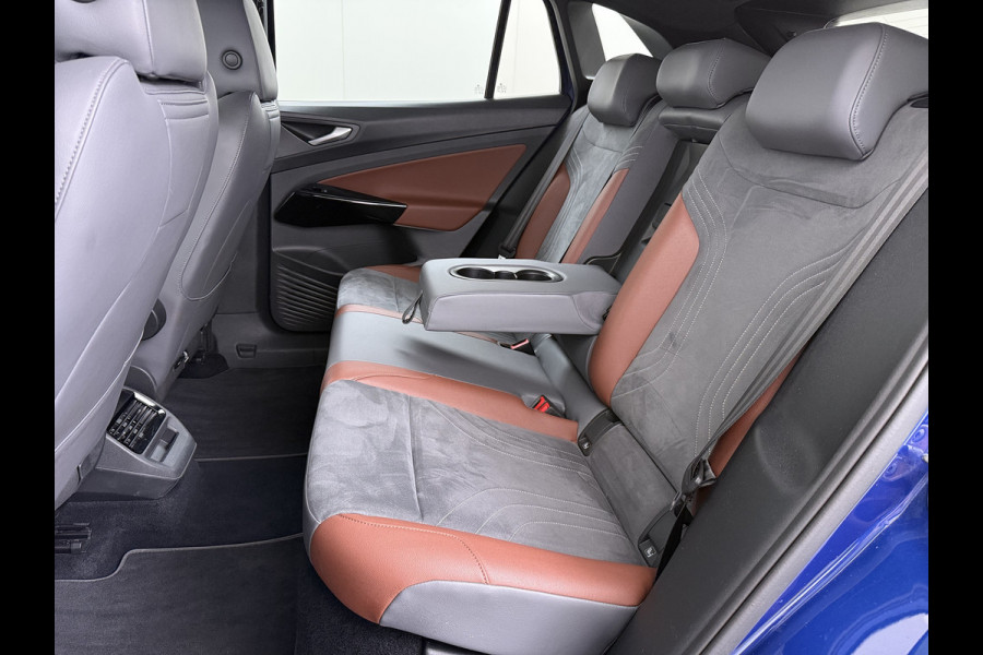 Volkswagen ID.4 First 82kWh SOH 92% Stuur+Stoelverwarming Camera Adap.Cruise Apple Carplay/Android Auto Navi Ecc Geluidsisolerend glas DAB Lmv 20" Front assist Rijstrooksensor WiFi