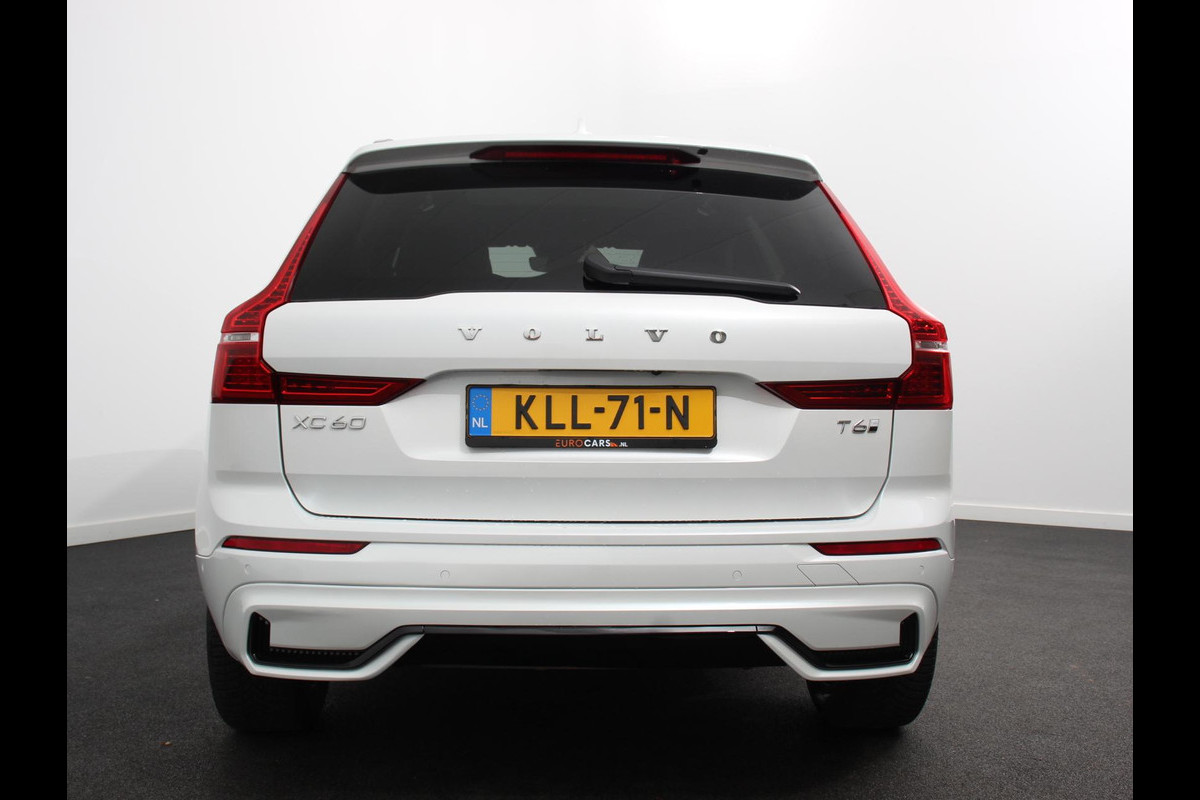 Volvo XC60 2.0 T6 Plug-in hybrid AWD Automaat Plus Dark Adaptieve cruise control Leder Navigatie Google Harman Kardon Panorama dak Lichtmetalen Velgen Dab Stoelverwarming Camera 360 Led Climate control Apple Carplay/ Android Auto