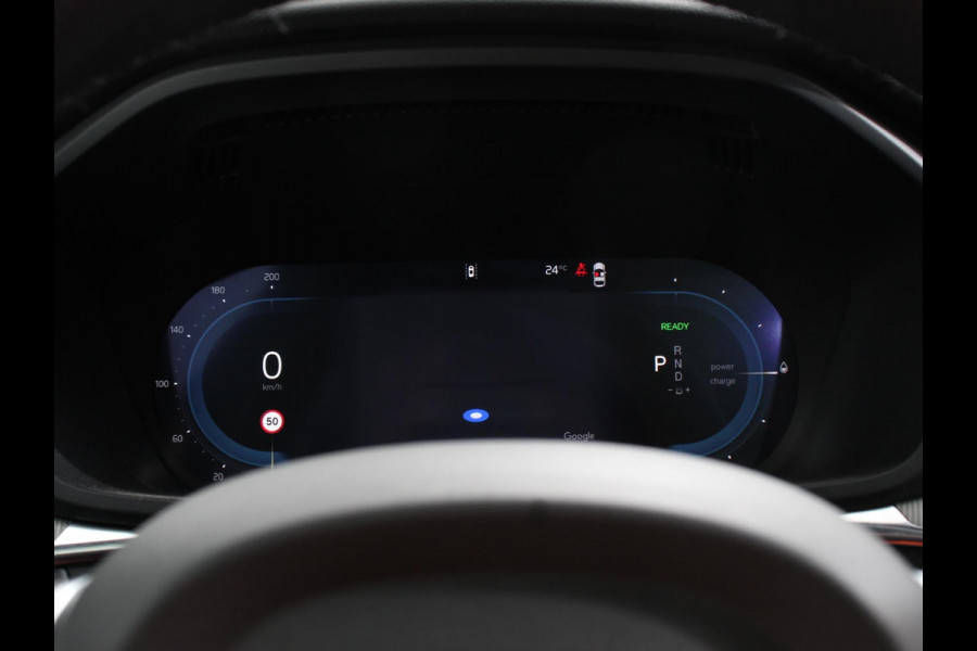 Volvo XC60 2.0 T6 Plug-in hybrid AWD Automaat Plus Dark Adaptieve cruise control Leder Navigatie Google Harman Kardon Panorama dak Lichtmetalen Velgen Dab Stoelverwarming Camera 360 Led Climate control Apple Carplay/ Android Auto